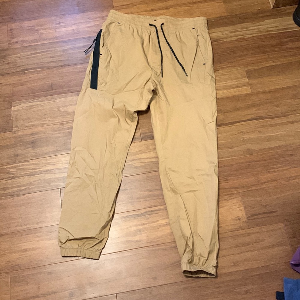 American eagle pants